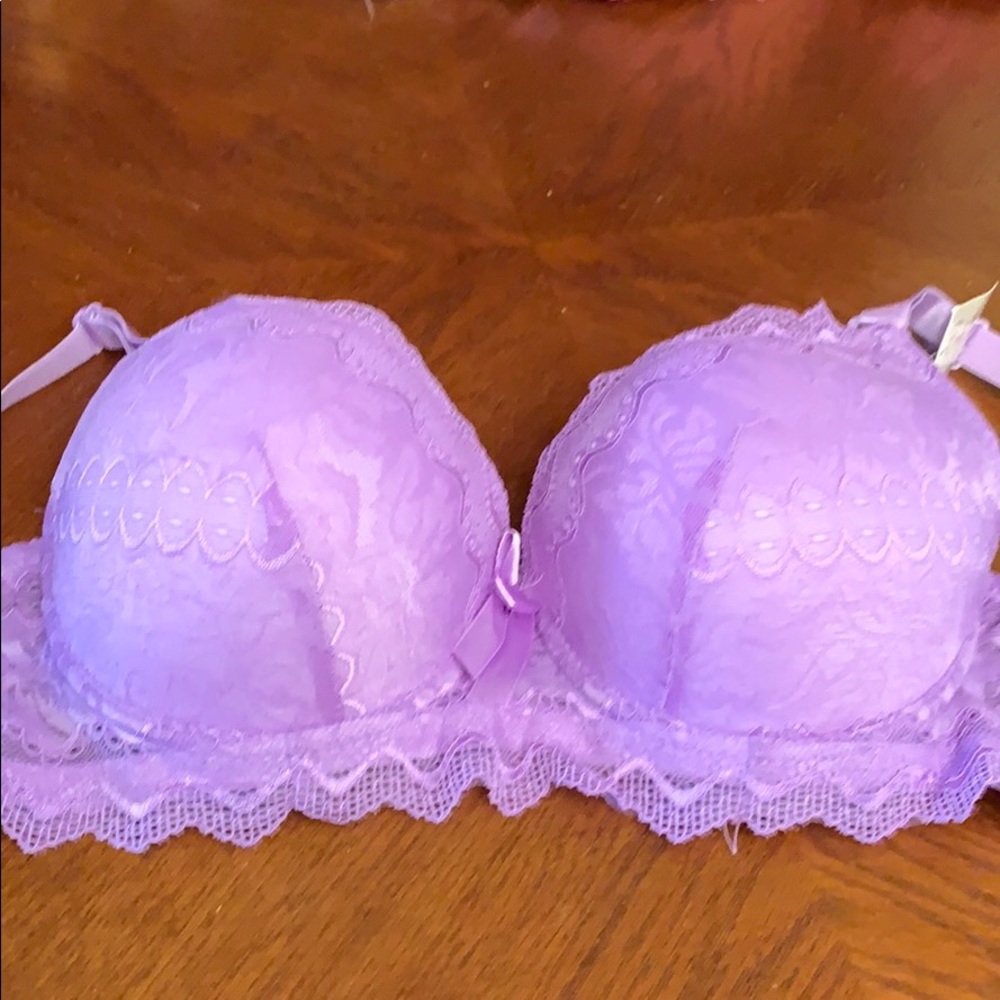 Emily Johnson bra size 34D new with tag